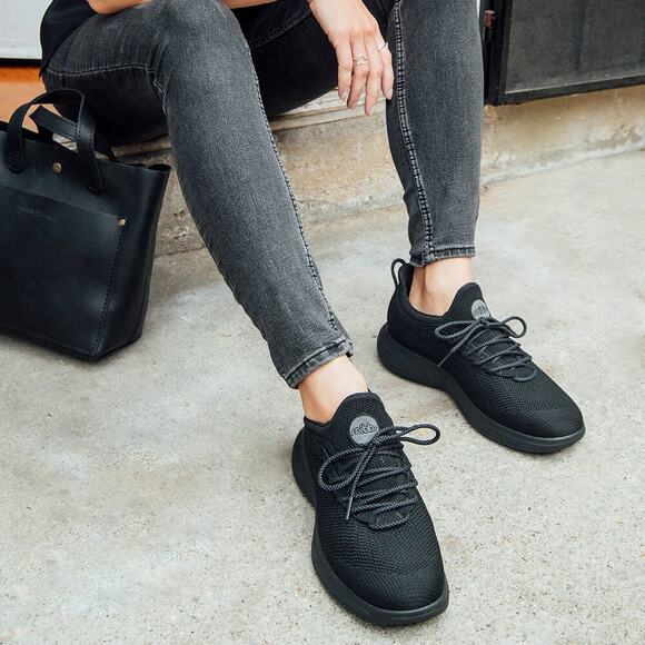 Snibbs Men's 6.5 Women's 8 Nightfall Black Orbit Sneaker Slip Resistant P29-4 - Picture 1 of 9